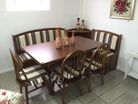 mesa de jantar de canto 4 lugares para apartamento