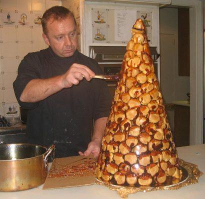 bolo em forma de cone