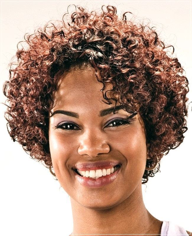 CORTES de cabelo curto Crespo que são a tendência do momento