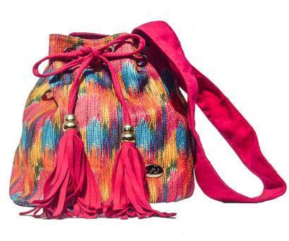 bolsa saco colorida com franjas