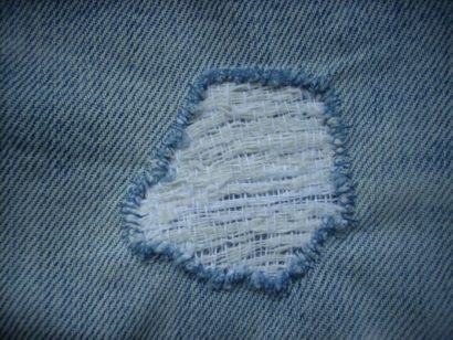 como remendar uma calça jeans com cerzido