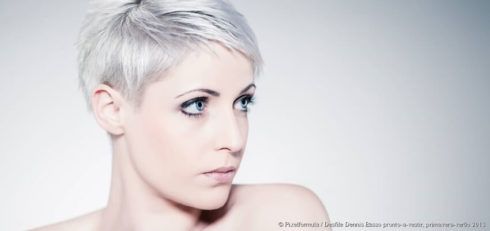 cabelo pixie platinado 490x231