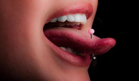 piercing na lingua 3 490x287