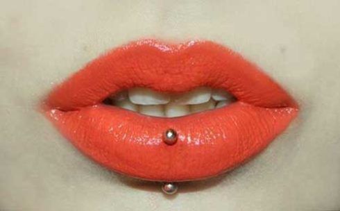 piercing no labio 1 490x304