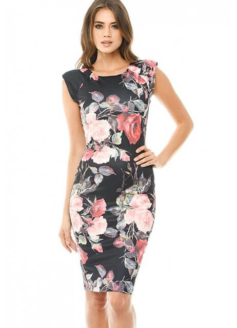 vestido preto justo com flores