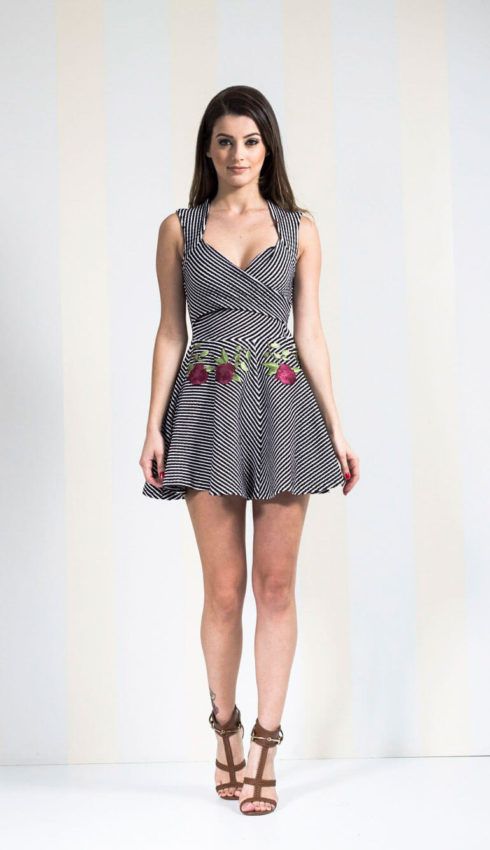 vestidos de malha curtos 490x850
