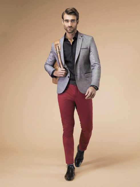 blazer com calça de sarja 2 490x653