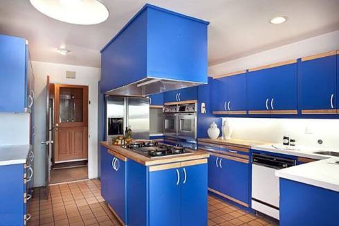 cozinha decorada com azul 2 490x326