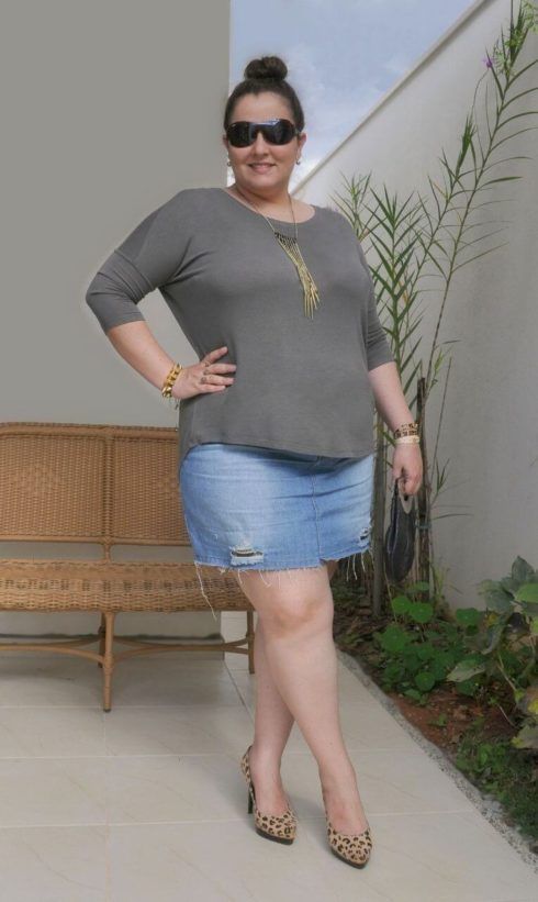 saias plus size jeans para dia a dia 490x821