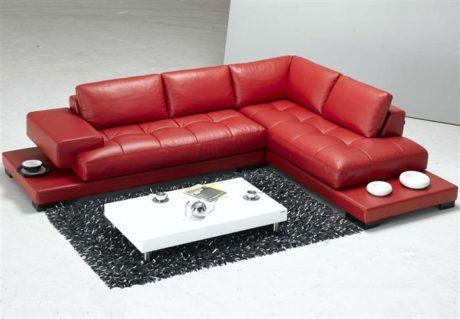 sofa em l de couro vermelho