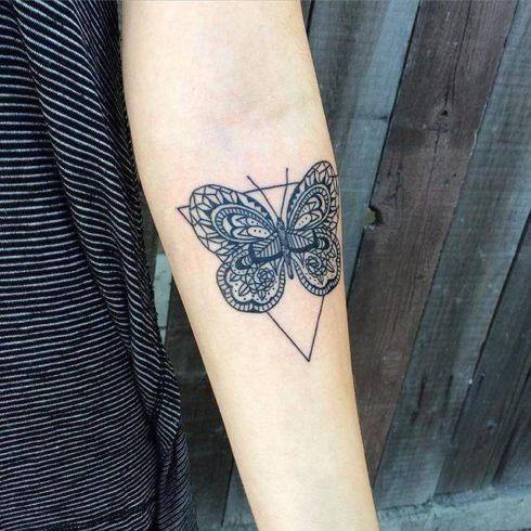 tatuagem borboleta no braço 1 490x490