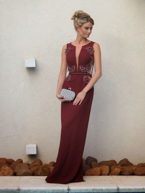 vestido marsala com dourado 1 490x653